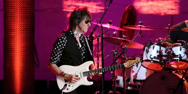 Jeff-Beck_header-1900x990